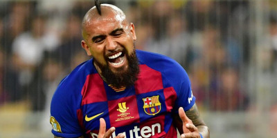 Barca Fix Lepas Arturo Vidal, Merapat ke Inter thumbnail